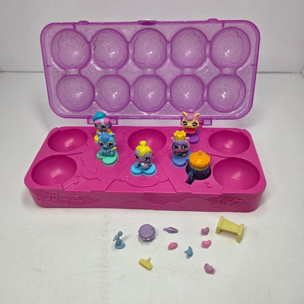 Hatchimals CollEGGtibles Musical Jewelry Box Playset with 5 Figures Accessories